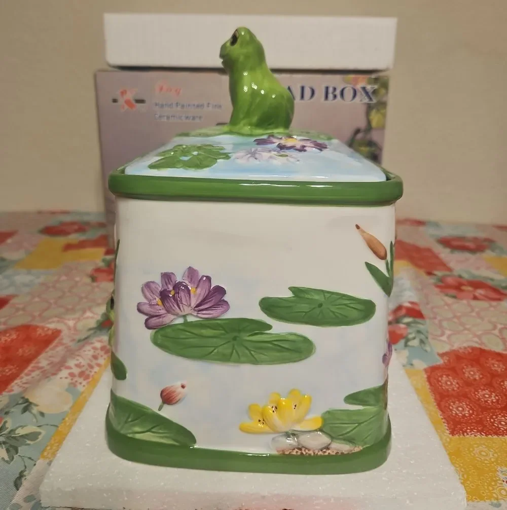 K Frog Hand-Painted Green Ceramic Bread Box